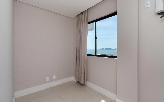 476   Cobertura De Luxo Com Vista Mar Em Bombas