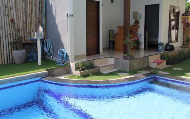 Bali Fullmoon Guesthouse