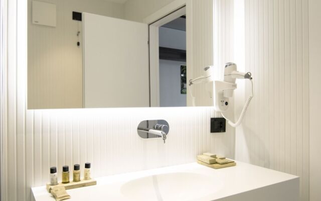 Mango Luxury Resorts