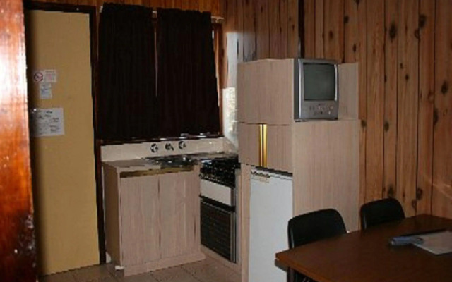 Southern Cross Motor Inn & Tourist Park