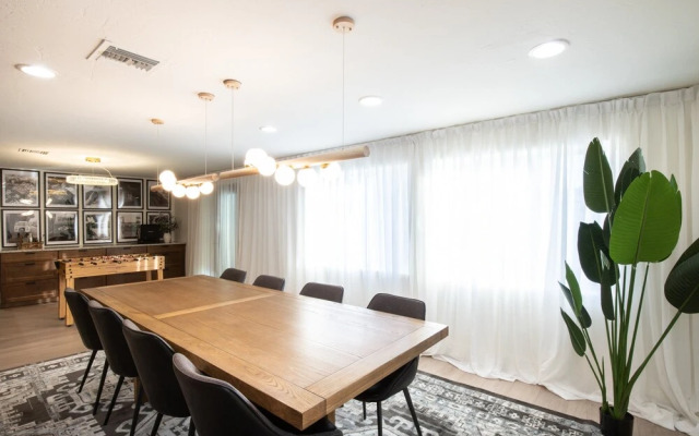 Grand Horizon Casa By HomeSlice Stays