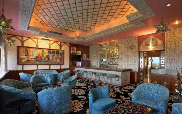 Hotel Clarks Shiraz