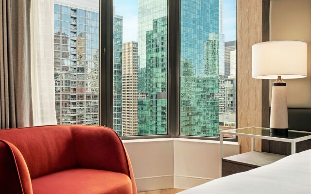 DoubleTree by Hilton Chicago - Magnificent Mile