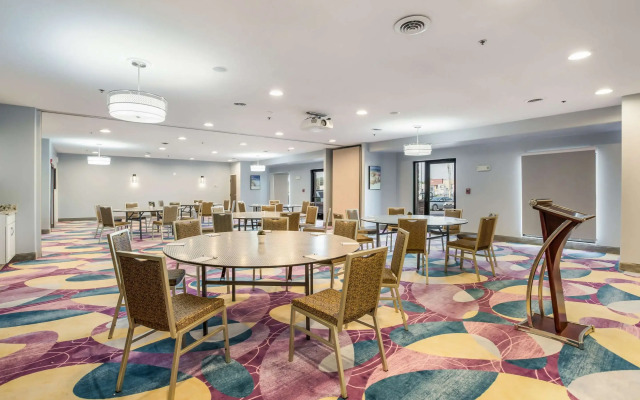 The Leo Collection Detroit, Ascend Hotel Collection