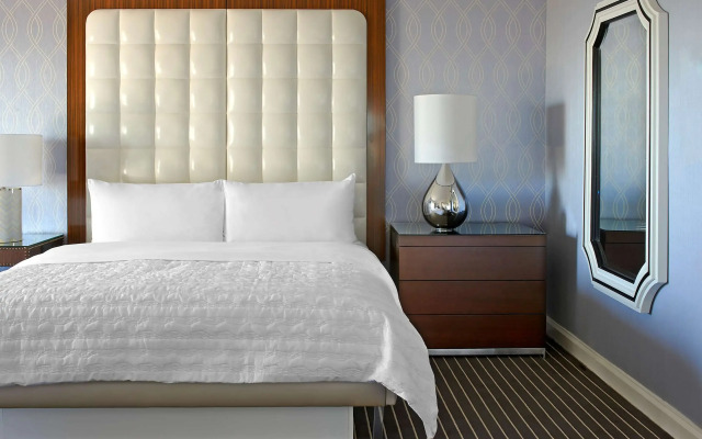 Hyatt Centric Delfina Santa Monica