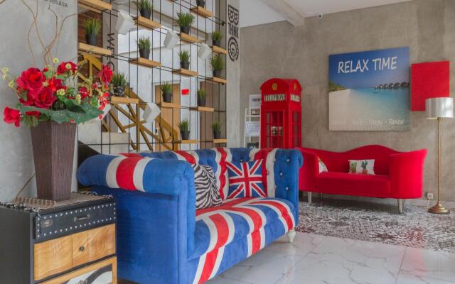 RedDoorz Premium @ The Batik Hotel Moh. Toha