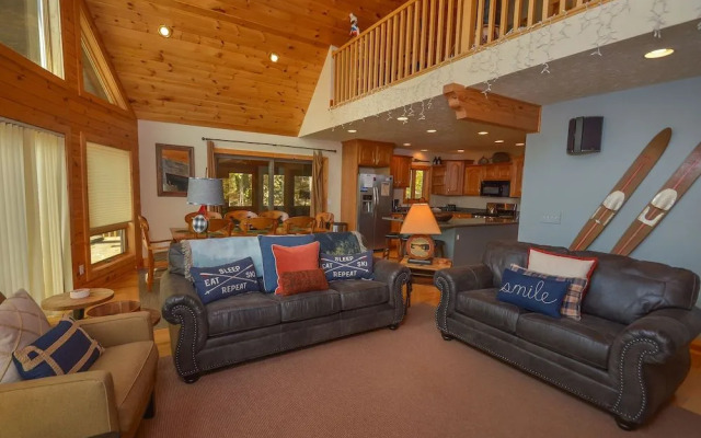 Hootenanny 5 Bedroom House