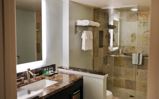 Club Wyndham Royal Garden at Waikiki