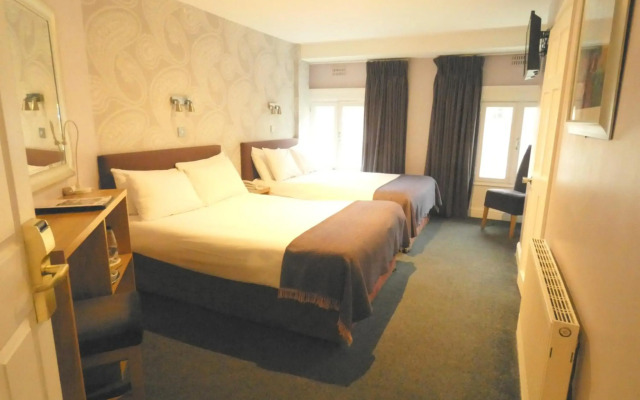 Jackson Court Hotel