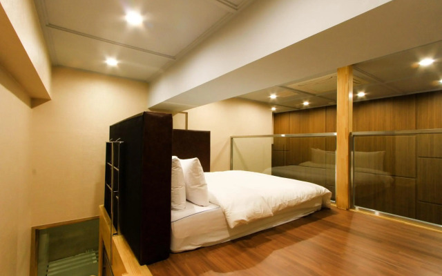 The King Hotel