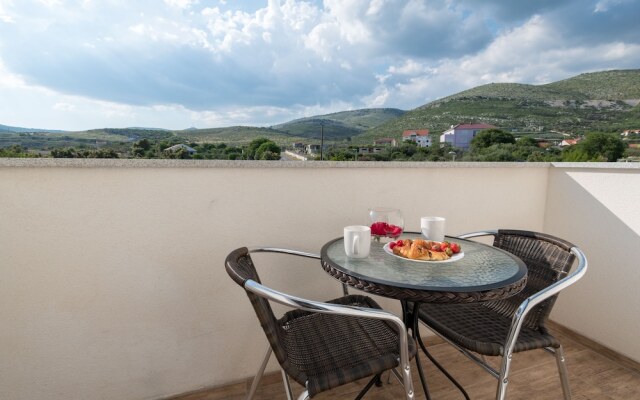 Apartments Livaja