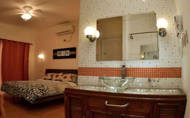 Presidents full, Knocking on Cuba