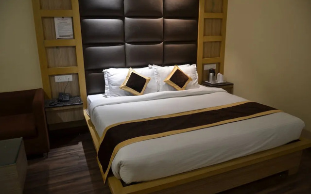 Tulip Tree Hotel