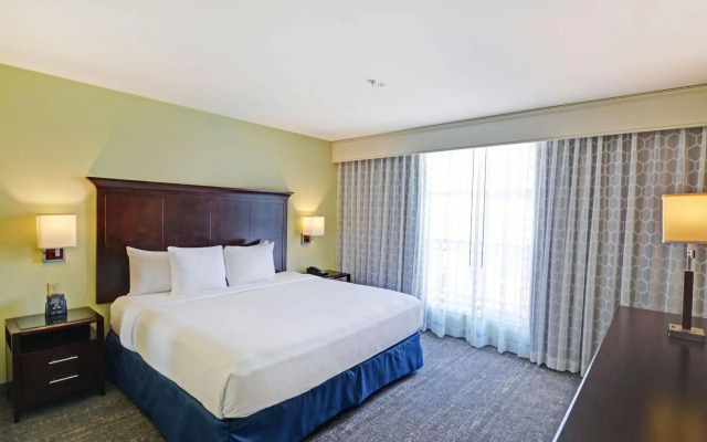 Embassy Suites by Hilton Valencia