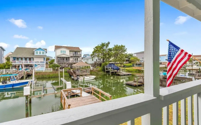 The Marlin House / 143 Marlin Drive 3 Bedroom Home