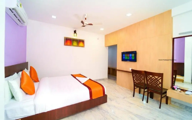 Hotel Grand Padappai Residency