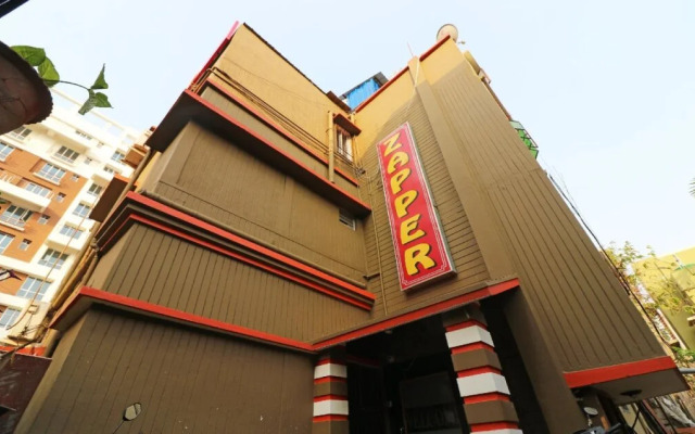 Zapper By OYO Rooms