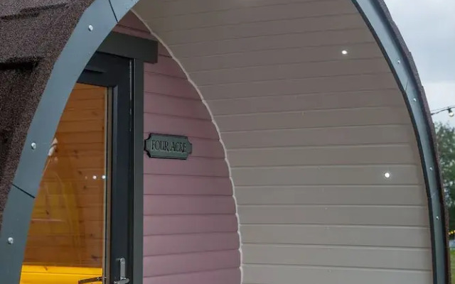 Arnprior Glamping: 4 Acre