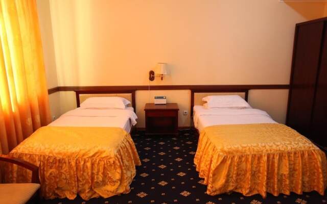 Hotel Gulistan tour