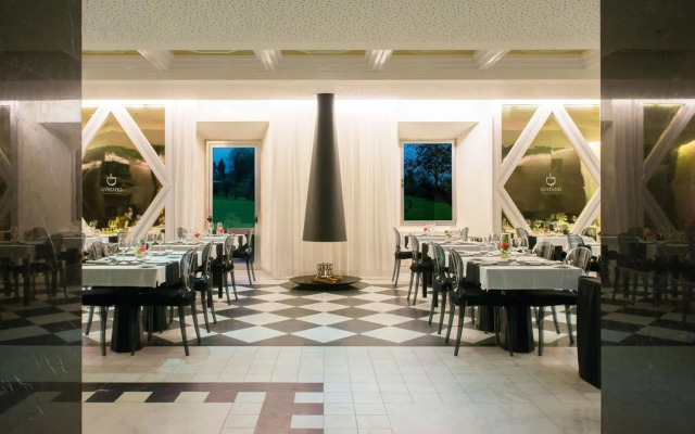 HD Duecitânia Design Hotel