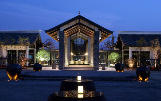 Pullman Lijiang Resort and Spa