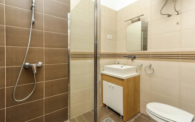 Jovan Apartments