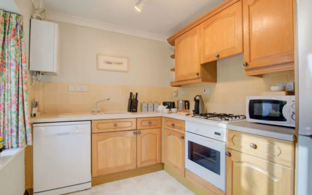 Holiday Home June Cottage