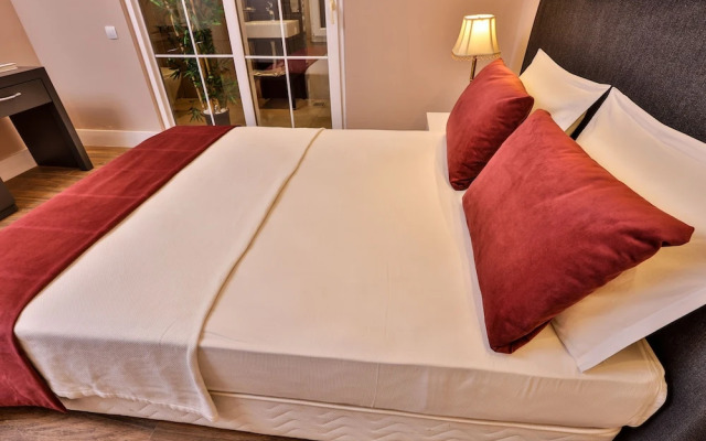 Hotel 212 Olympos