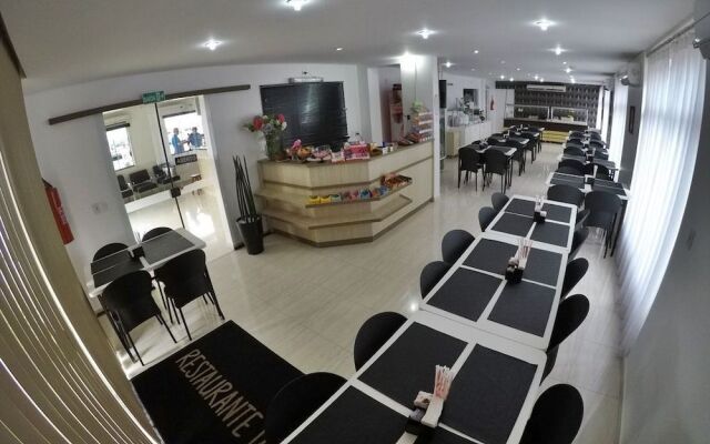Hotel Dove
