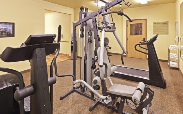 Candlewood Suites Tulsa