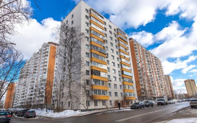 2Rivers (2Rivers) on Zelenogradskaya Street