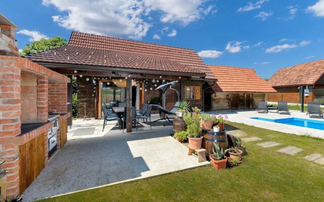 Beautiful Home in Stubicke Toplice With 2 Bedrooms, Wifi and Outdoor Swimming Pool