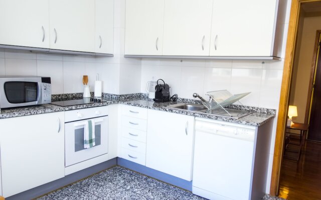 Liiiving in Matosinhos - City Beach Apartment