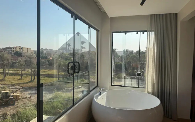 Palacio Pyramids Hotel