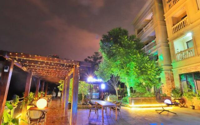 Sanya Coconut Homestay