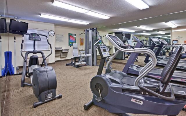 Candlewood Suites Indianapolis by IHG