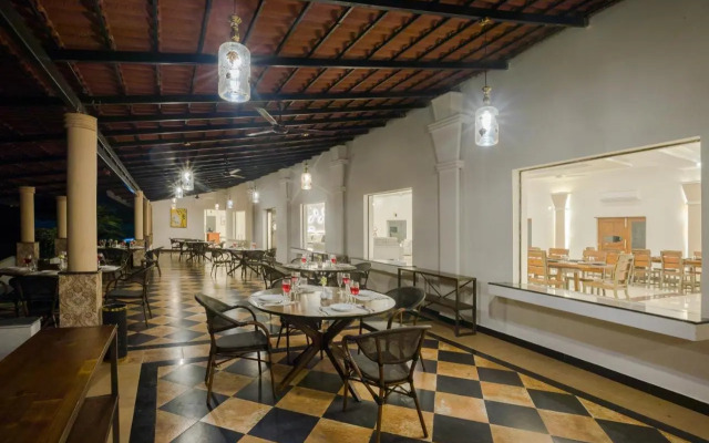 Tuli Veer Bagh Resort Turia