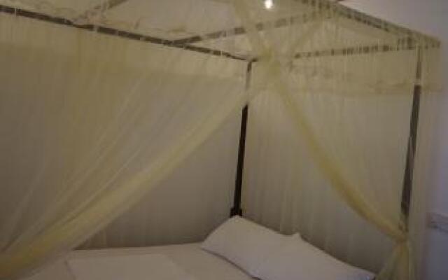 W7 Home Stay