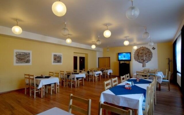 Penzion a restaurace Sklář