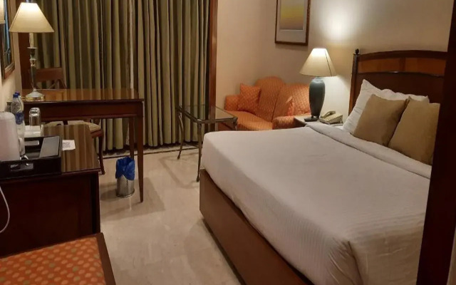 The Hans Hotel New Delhi
