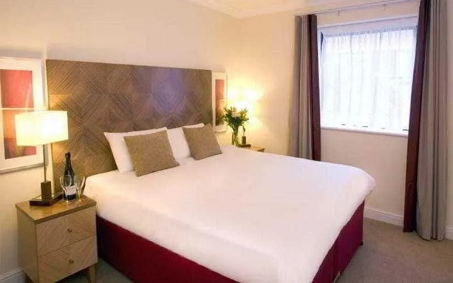 PREMIER SUITES Bristol Redcliffe