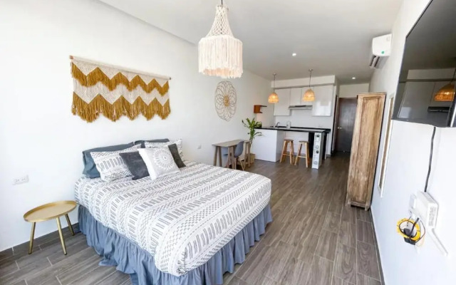 Spacious 35m2 Studio in the Heart of Playa