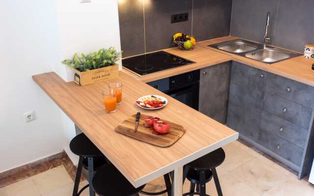 Blue Ark Boho Stay at Acropolis