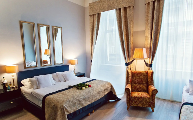 Hotel Julian