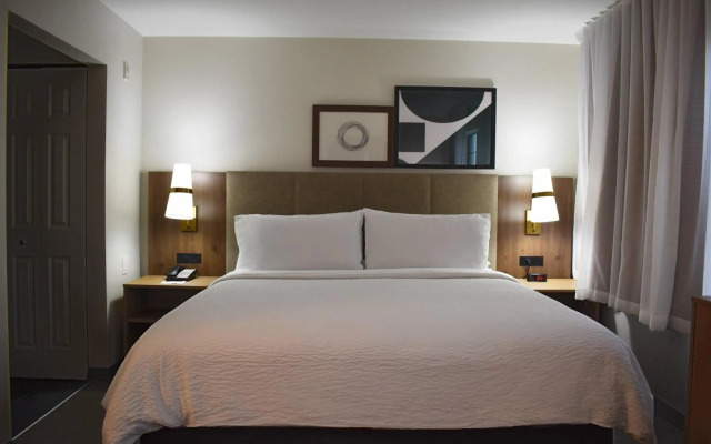 Staybridge Suites Detroit Novi by IHG