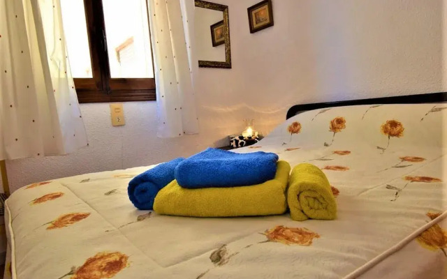 034 Retro Beach House - Alicante Real Estate