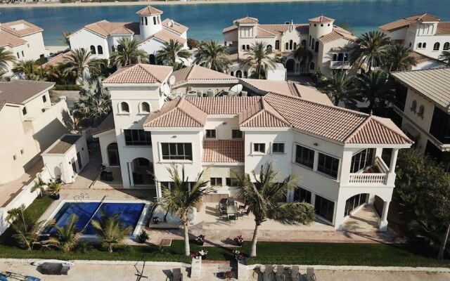 I am Signature Villa In Palm Jumeirah