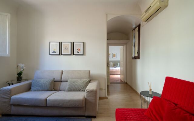 Borgo Albizi Cristina