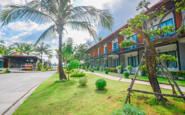 SeeSea Resort
