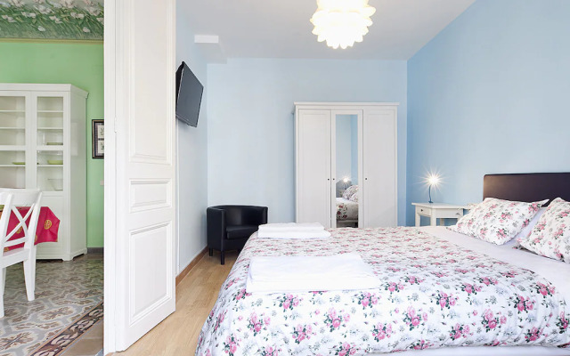 Luxury apartment in central Barcelona